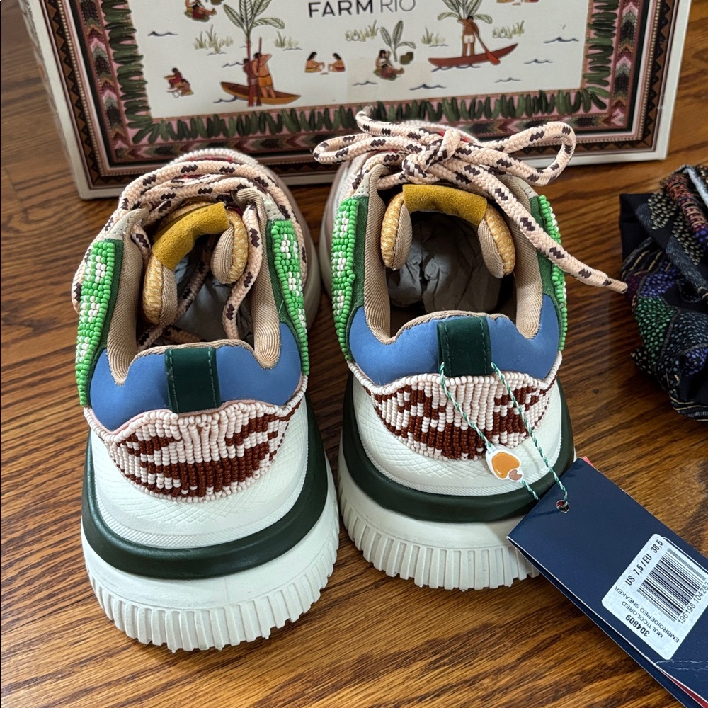 Farm Rio Embroidered Sneakers Womens Sz 7.5 Shoes - Picture 4 of 9